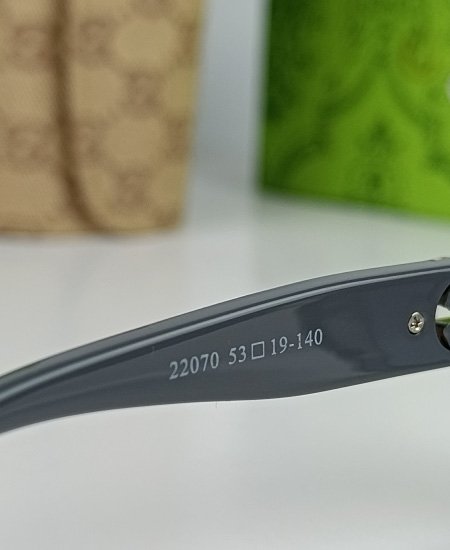 Gucci Women Gray Sunglasses GG015