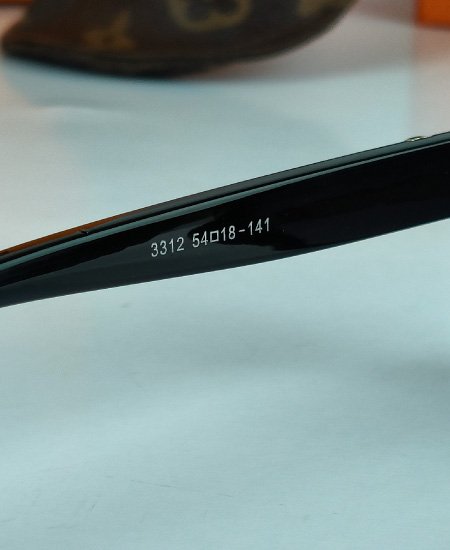 LV Ladies Black Sunglasses