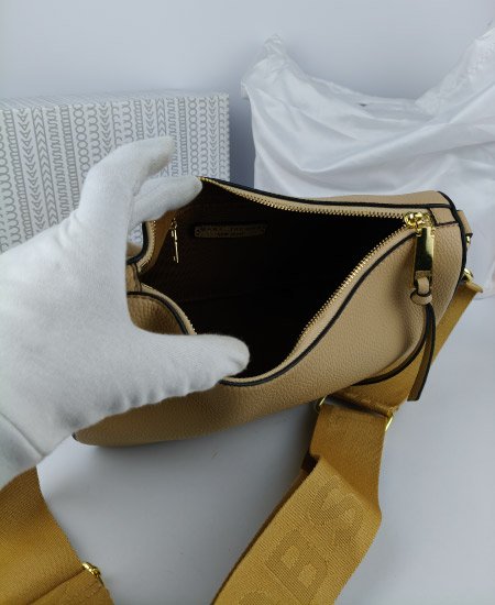 Marc Jacobs Skin Handbags