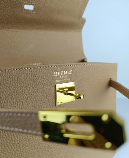Hermes Kelly Handbags Beige in Original Leather