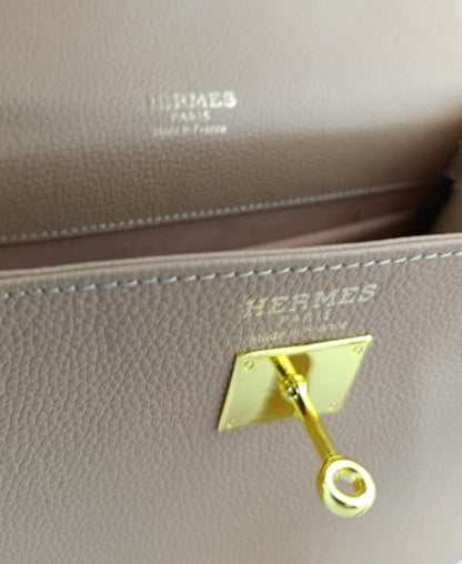 Hermes Kelly Handbags Beige in Original Leather