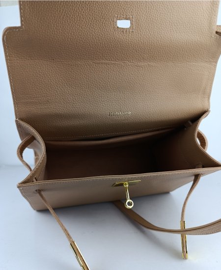 Hermes Kelly Handbags Beige in Original Leather