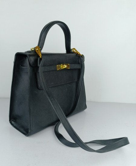 Hermes Kelly Handbags Mate Black in Original Leather