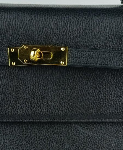 Hermes Kelly Handbags Mate Black in Original Leather