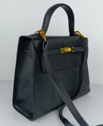 Hermes Kelly Handbags Mate Black in Original Leather