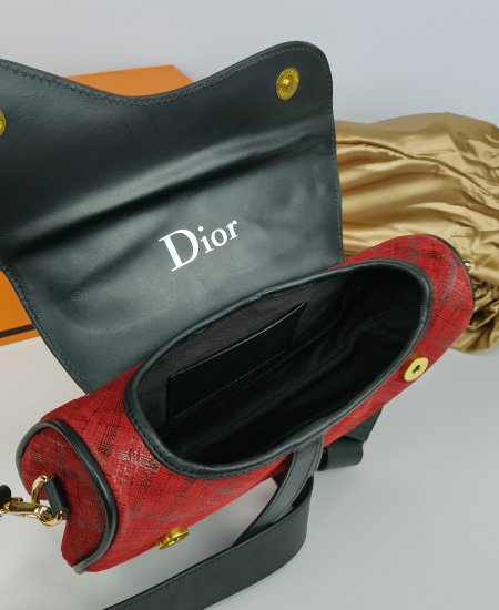 1.9 DI-OR Saddle Red Leather Handbag