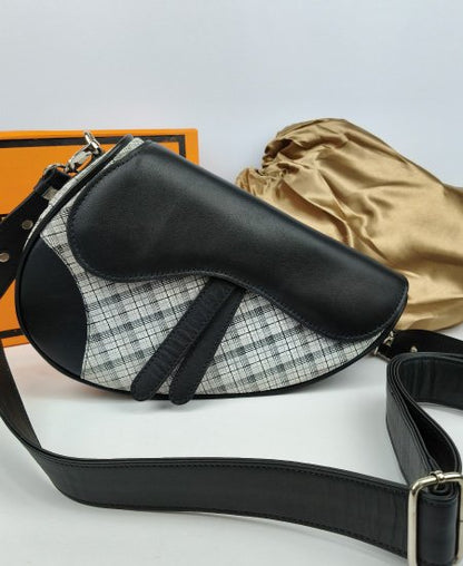 1.9 DI-OR Saddle White Leather Handbag