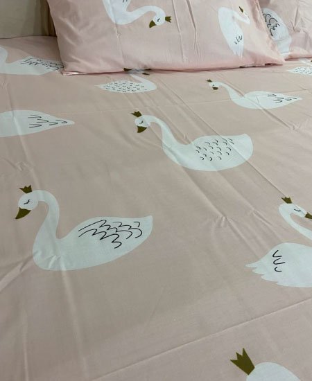 Barbie Doll Duck's Bedsheet