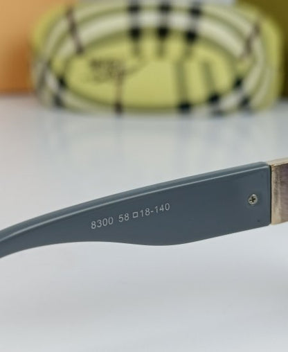 Brbery Sunglasses Gray Bur31