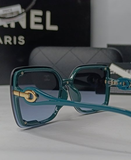 CHNL Green Teardrop Big Sunglasses-CHN01