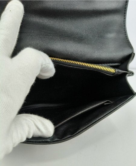 Elegant Black Handbag