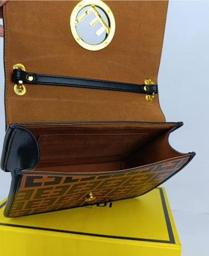 Fendi handbags Luxury in Pakistan