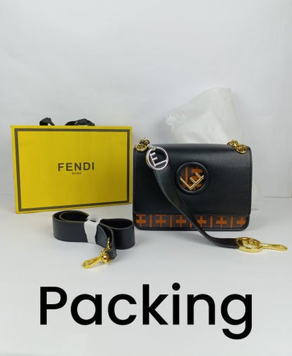Fendi handbags Luxury in Pakistan
