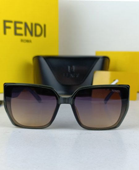 Fendi Sunglasses Gray FND18