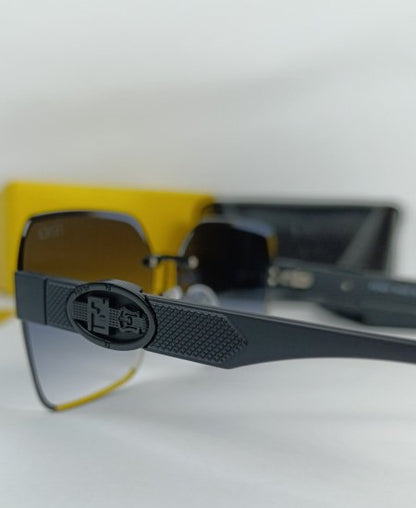 Fendi Women's Sunglasses Black FND013