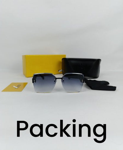 Fendi Women's Sunglasses Black FND013
