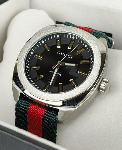 GUCCI Men's Watch YA142305