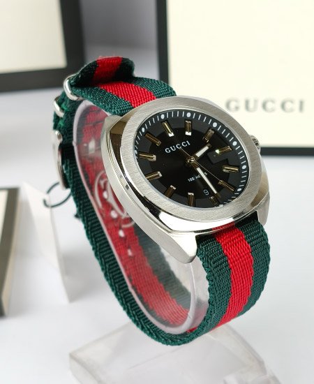 GUCCI Men's Watch YA142305