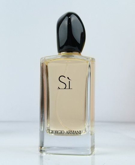 Giorgio Armani Perfume