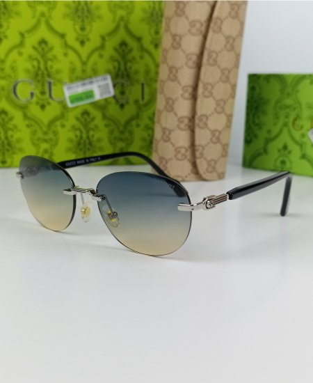 Gucci Sunglasses Candy Oval GG013