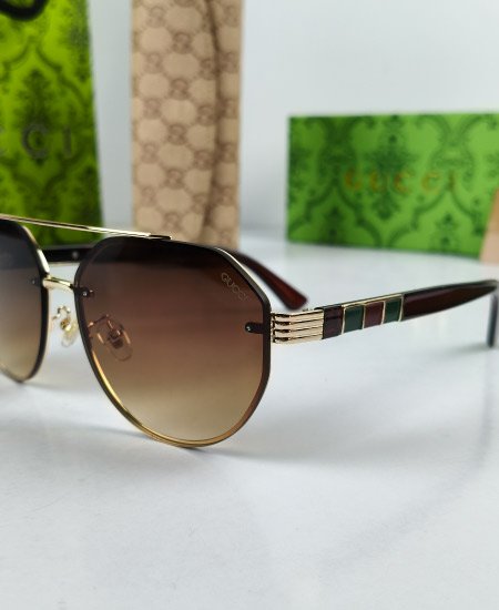 Gucci Sunglasses Golden Brown Sami Round GG22