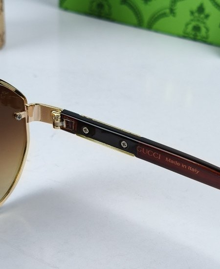 Gucci Sunglasses Golden Brown Sami Round GG22