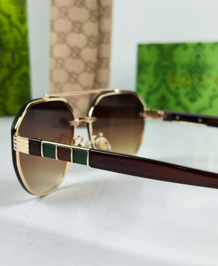 Gucci Sunglasses Golden Brown Sami Round GG22