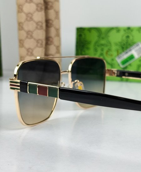 Gucci Sunglasses Iconic Candy Colored GG021