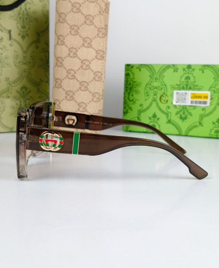 Gucci Sunglasses Oversize GG74
