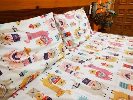 Lama Cartoon Bed Sheet Set