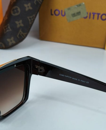1.1 Louis V Evidence Sunglasses Glossy Brown