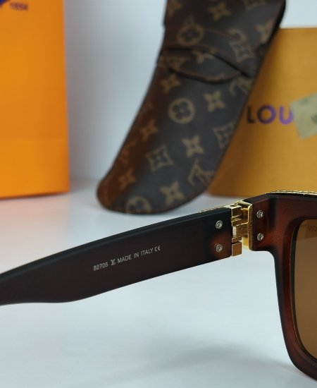 1.1 Louis V Millionaire Sunglasses Mate Brown