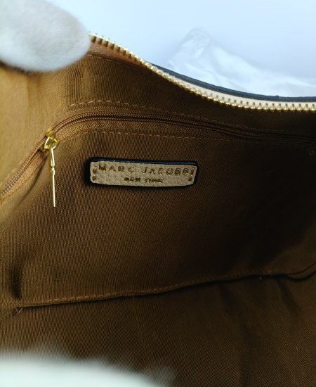 Marc Jacobs Skin Handbags