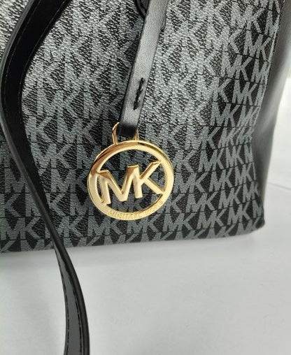 Michael Kors Black Tote Handbags