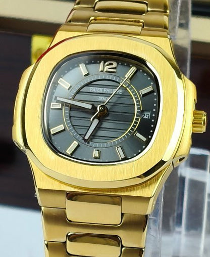 PATEK PHILIPPE Women's Watch NAUTILUS 7011/1