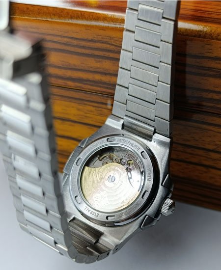 PATEK PHILIPPE watch Nautilus 5811-1G Men's Watch