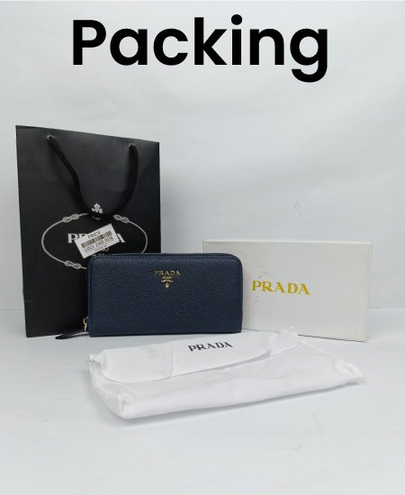 Prada Ladies Wallet Blue