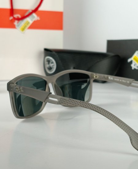 Ray Ban Gray Polycarbonate Sunglasses