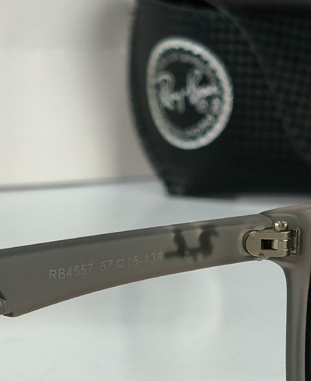 Ray Ban Gray Polycarbonate Sunglasses