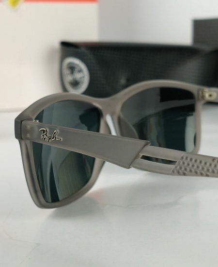 Ray Ban Gray Polycarbonate Sunglasses