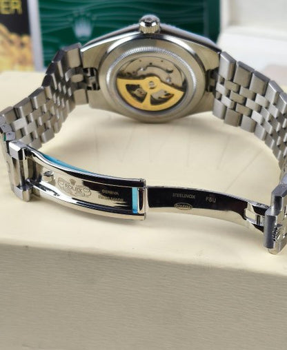 Rolex Land-Dweller Oyster, 40 mm, platinum M127336-0001