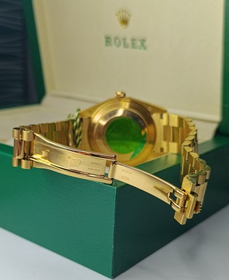 Rolex Watch President Day Date 228238 Roman Dail Watch
