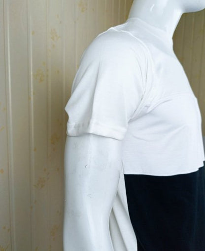 T-Shirts Back and White