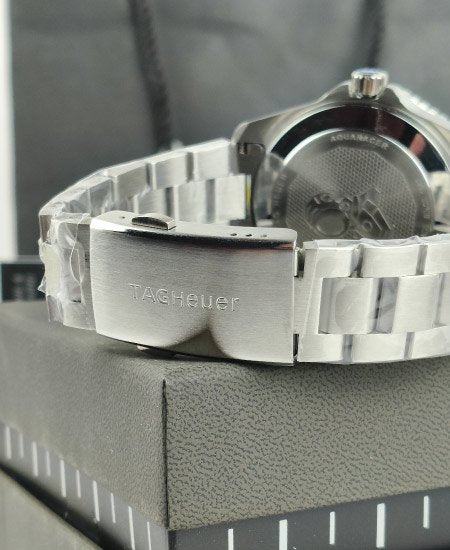 TAG Heuer Aquaracer Black 3D PROFESSIONAL 300 WBP5110.BA0013 Watches