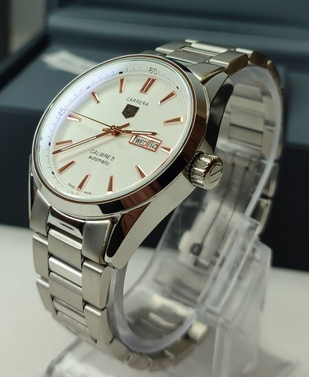 Tag Heuer Carrera Calibre 5 WAR201D.BA0723 watch