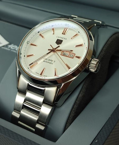 Tag Heuer Carrera Calibre 5 WAR201D.BA0723 watch