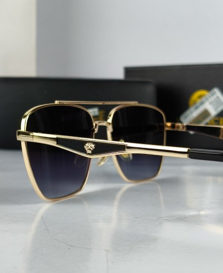 Versace Sunglasses Golden Black Square VR032